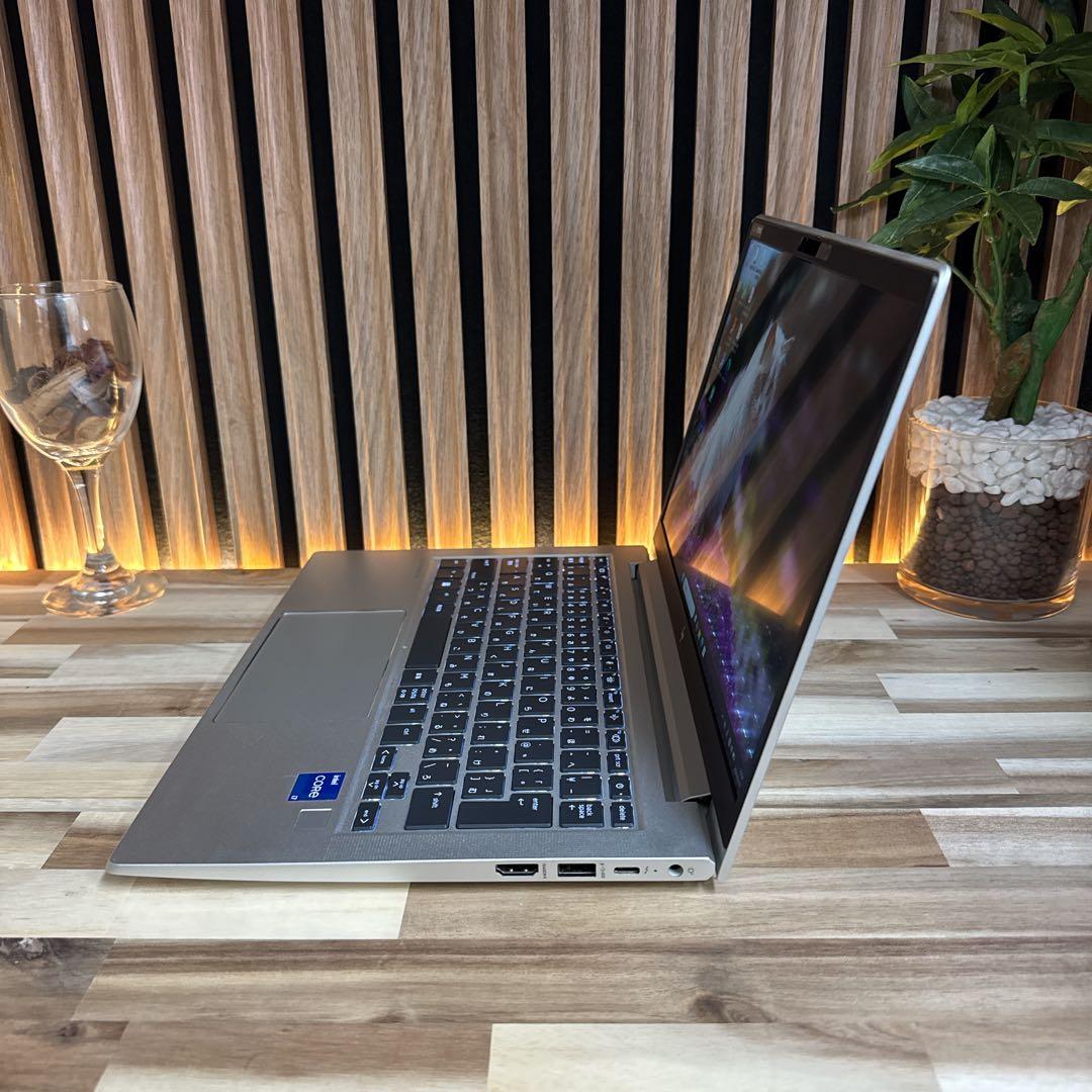 準美品 新型2023年モデル‼️HP☘上位i7搭載☘メモリ16GB☘ノートパソコン