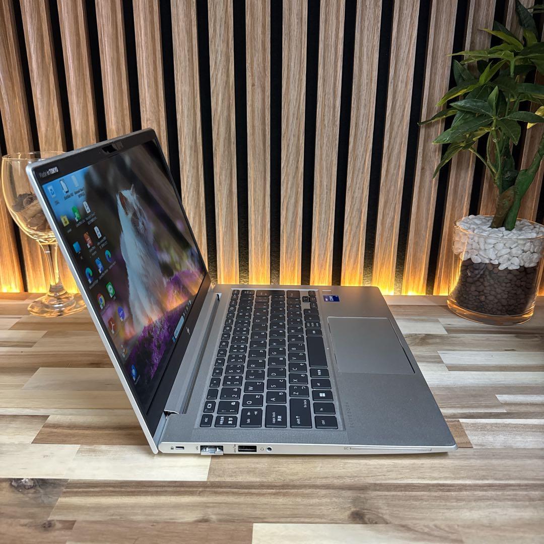 準美品 新型2023年モデル‼️HP☘上位i7搭載☘メモリ16GB☘ノートパソコン