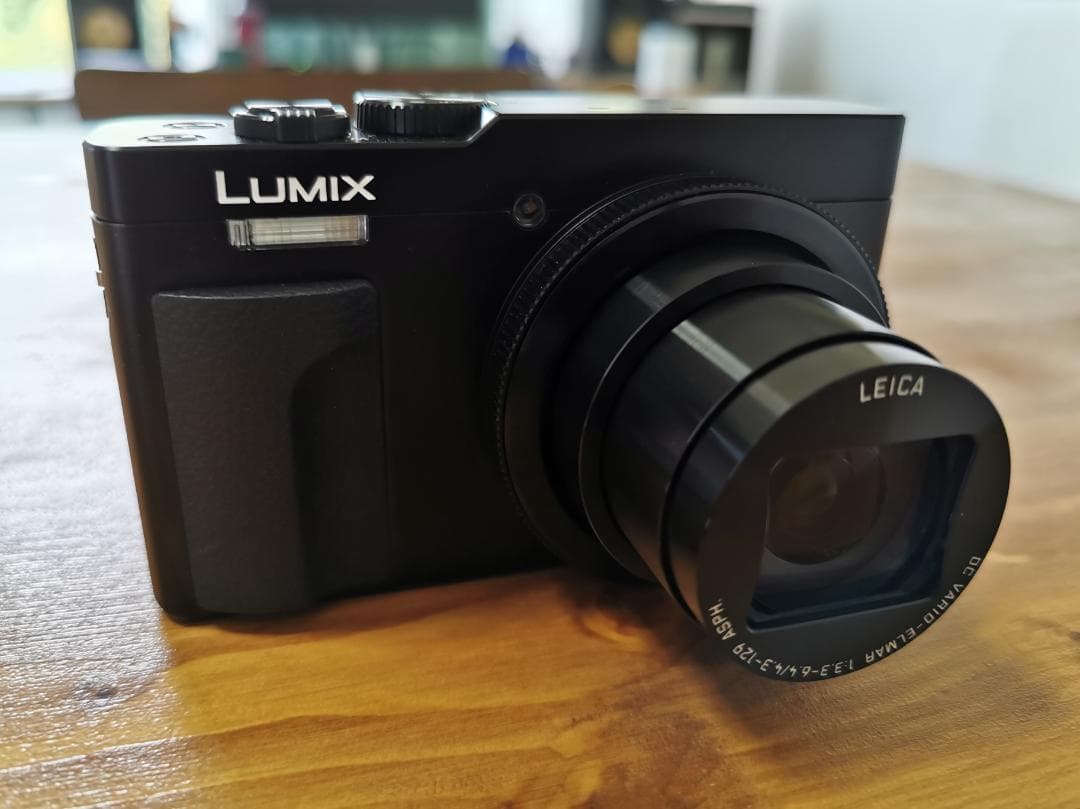 T*e様 【ほぼ未使用】パナソニック LUMIX DC-TZ99-K＋予備純正バ