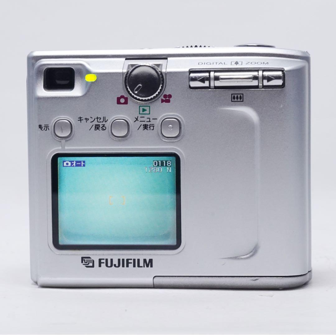 動作確認済 FUJIFILM FinePix 4500 CCD シルバー