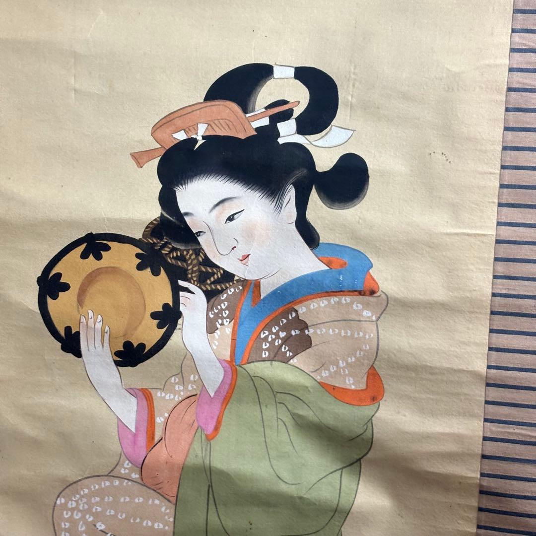 鼓打つ美人図 在銘 絹本 掛軸 日本画 人物画 BZ-8