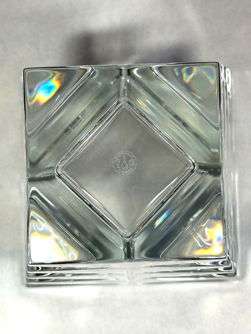 新品未使用 Baccarat バカラ TOTEM トテム 花瓶 高さ20cm