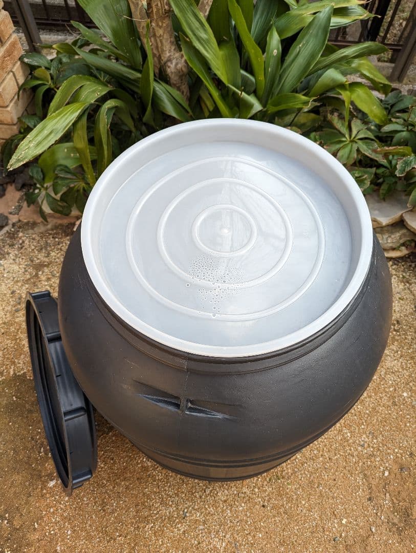 雨水タンク185L、送料込み