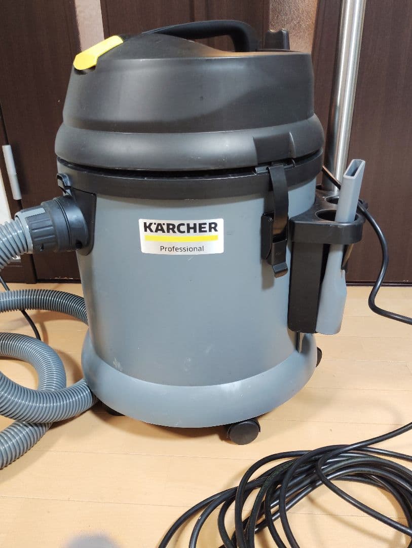 KARCHER ケルヒャ－ 乾湿両用掃除機 NT 27/1クリーナー