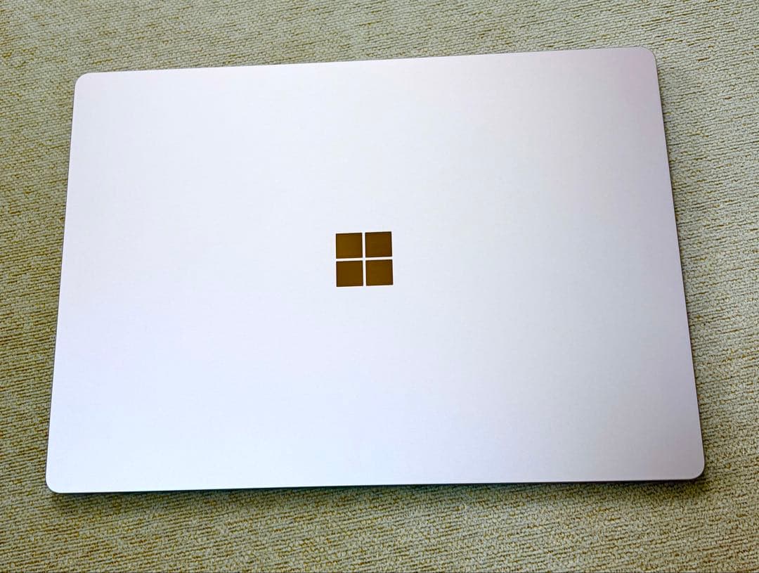 Surface Laptop3 13 8GB/256GB サンドストーン 充電器