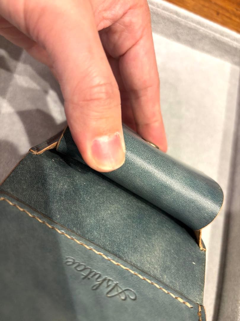 三つ折りウォレット　オリーブグリーン　財布
