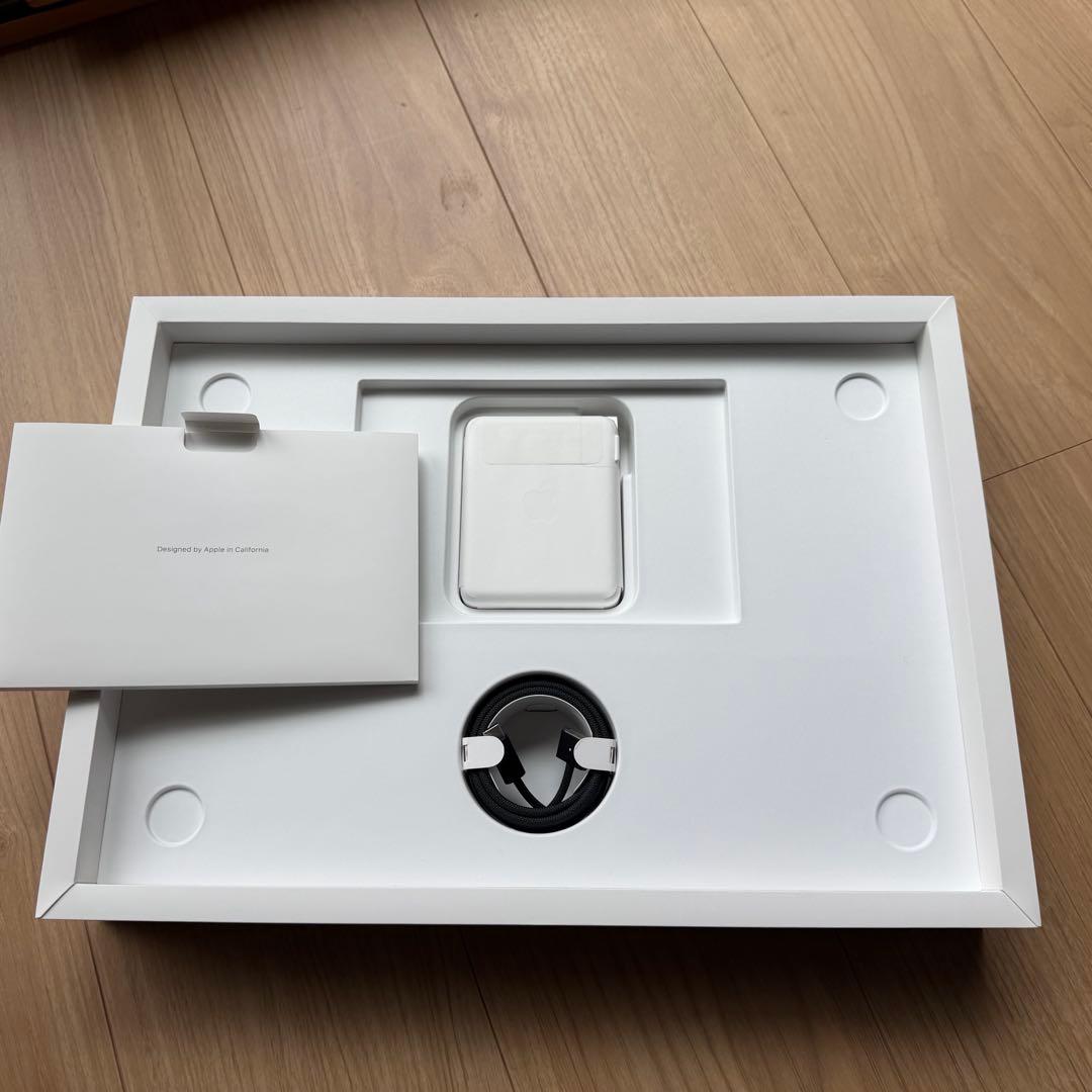 美品MacBook M4Max 16コアCPU 40コアGPU 48GB 1TB