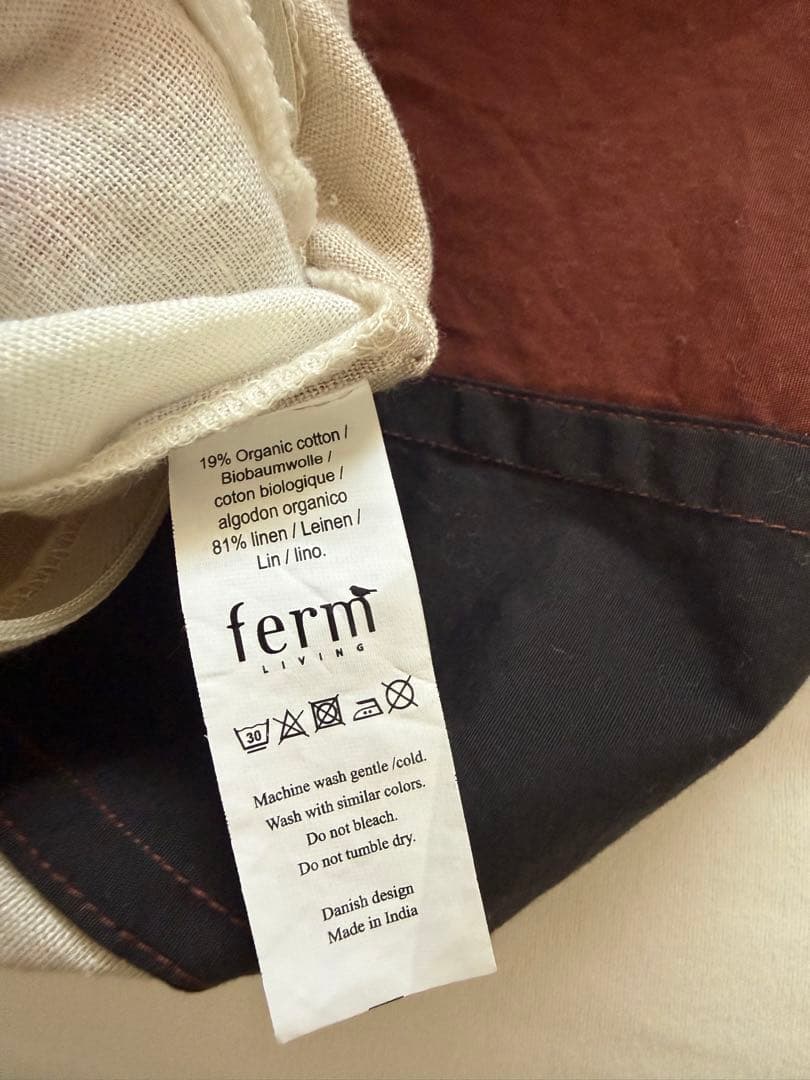 美品FERMクッションカバー