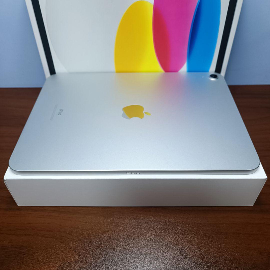 (美品) iPad 10.9 第10世代 WiFi 64GB キーボード付き
