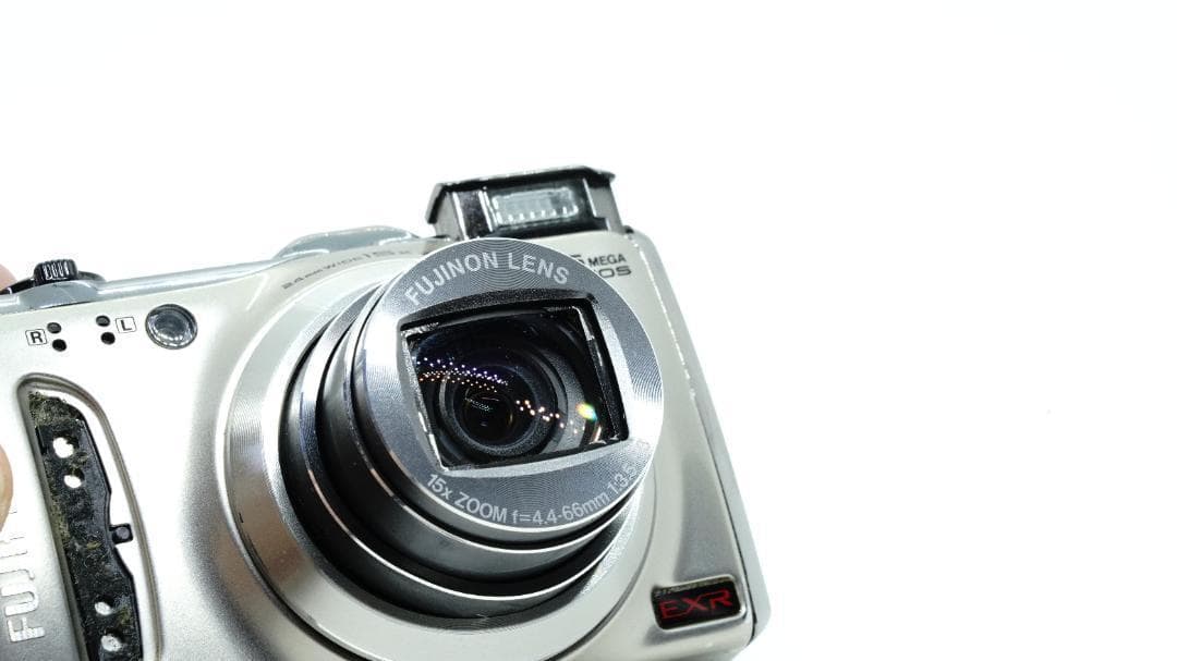 【T2301】 FUJIFILM Finepix F550EXR フジフィルム
