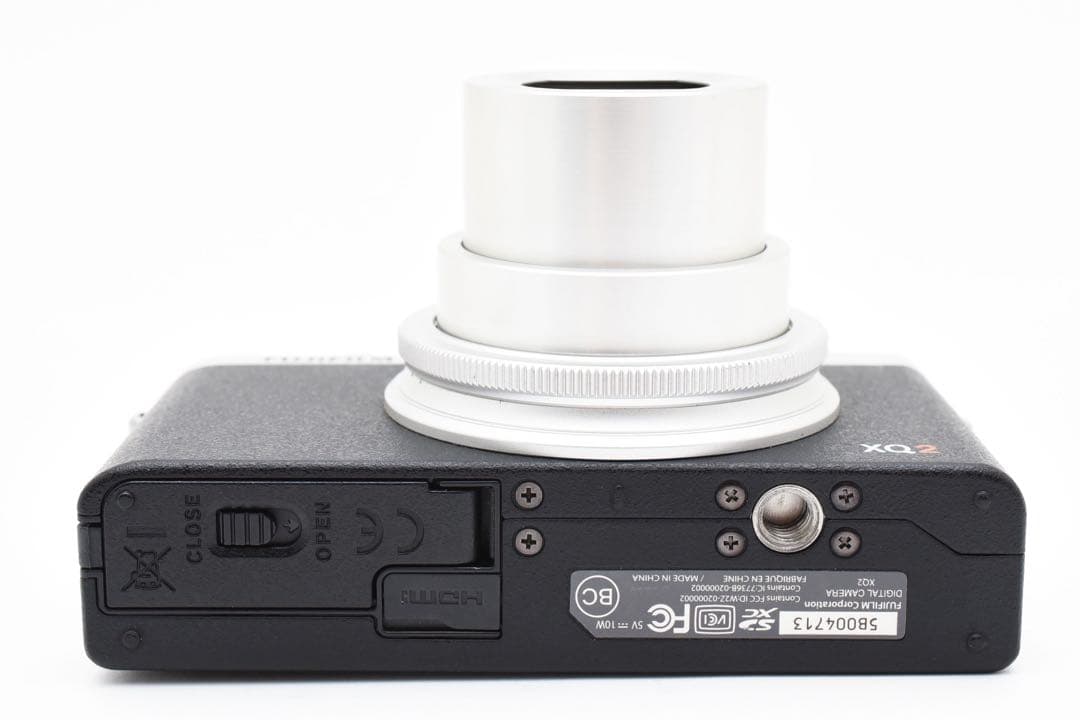 【未使用】FUJIFILM XQ2 Wi-Fi搭載 コンパクトデジタルカメラ