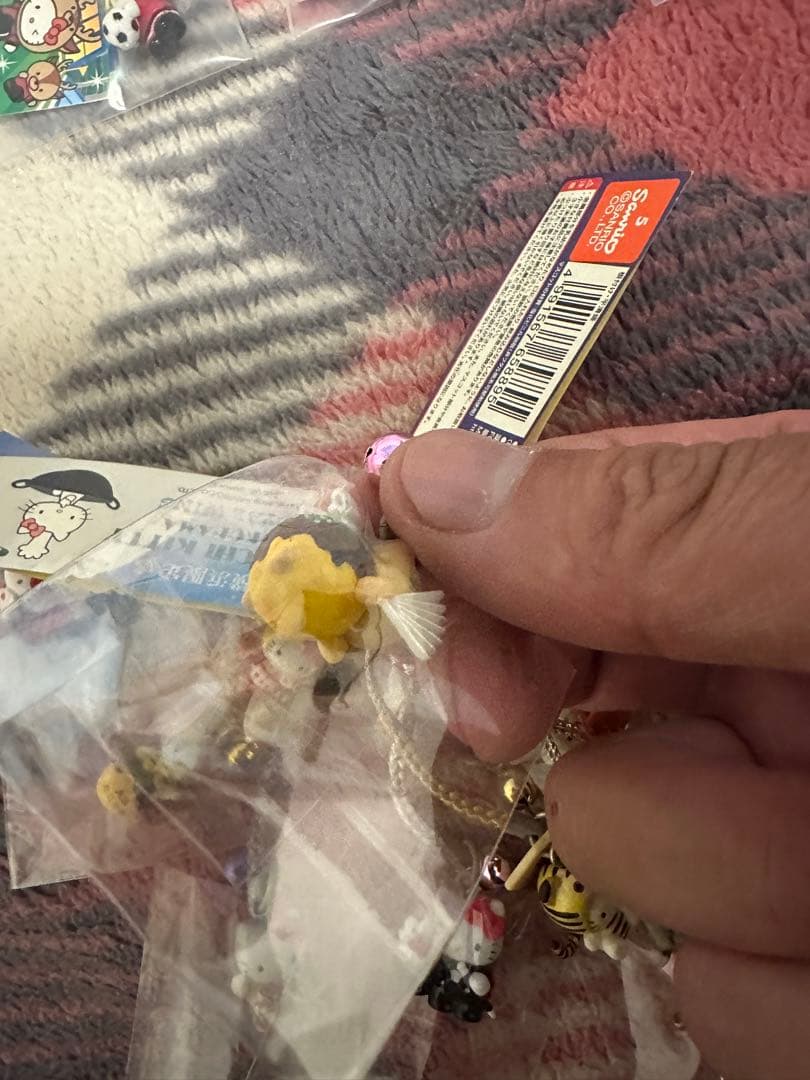 公*o様 ご当地キティ ハローキティ ストラップ28個セット W20