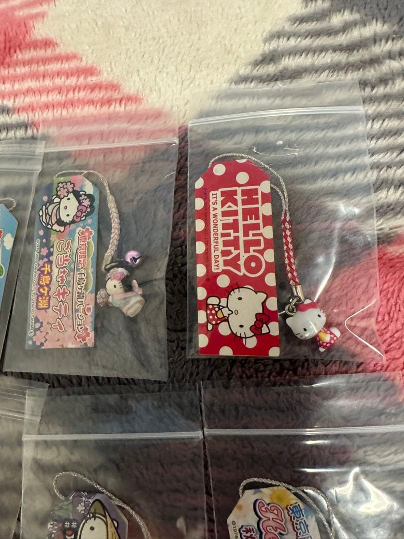 公*o様 ご当地キティ ハローキティ ストラップ28個セット W20