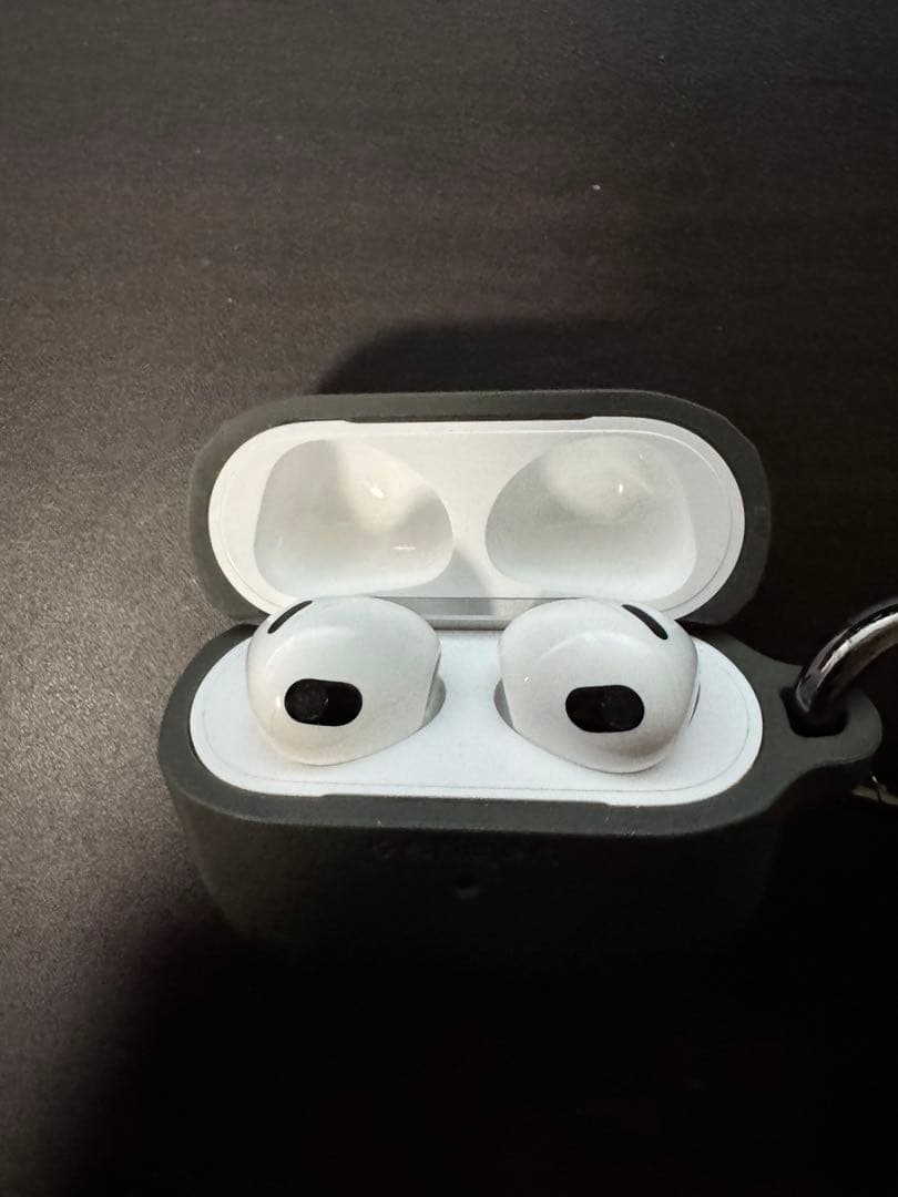 AirPods 第三世代