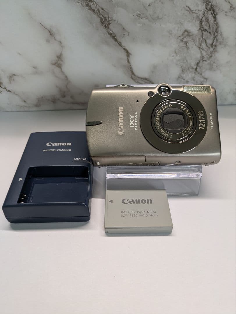 Canon IXY Digital2000 コンパクトデジタルカメラ