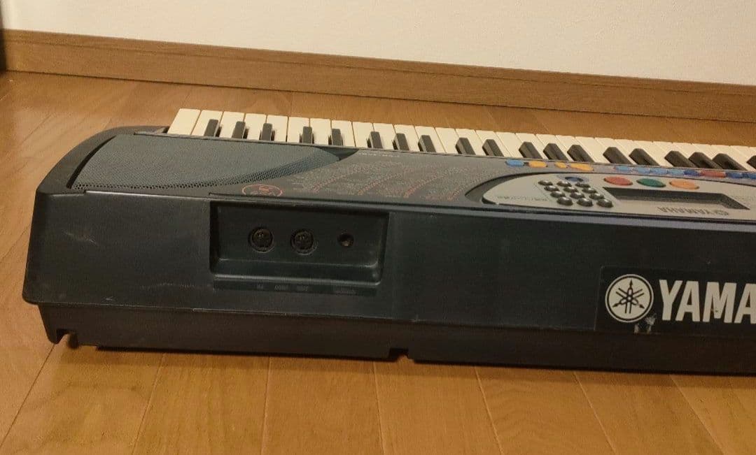 YAMAHA ヤマハ 電子キーボード PSR-J20C