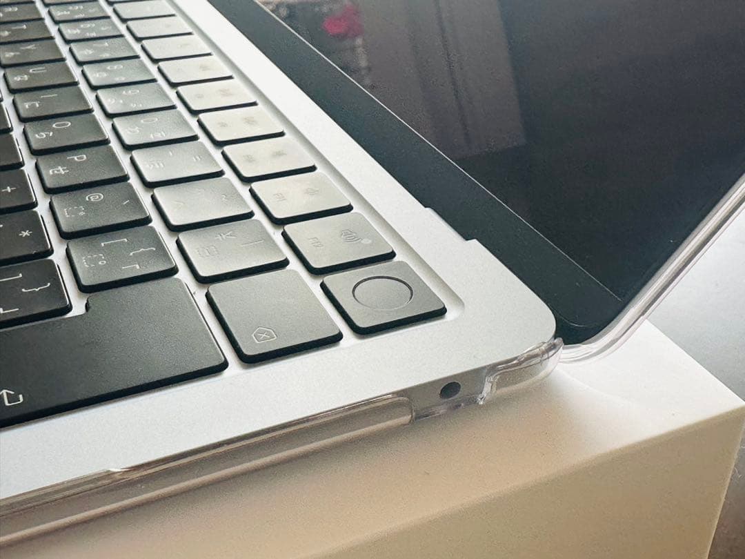 MacBook Air スカイブルー m4 本体　13インチ　2025