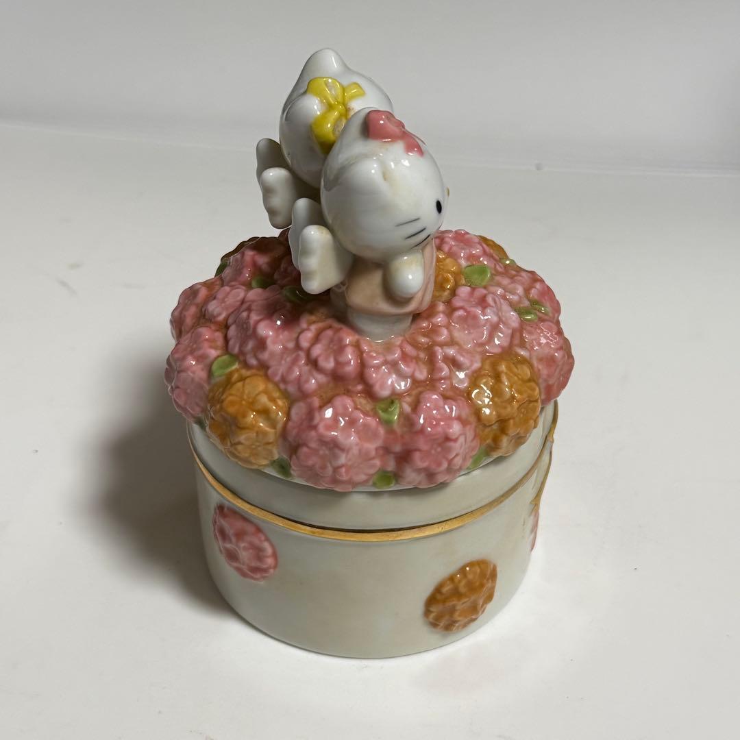 【キティ】30周年 キティ＆ミミィ 陶器製小物入れ