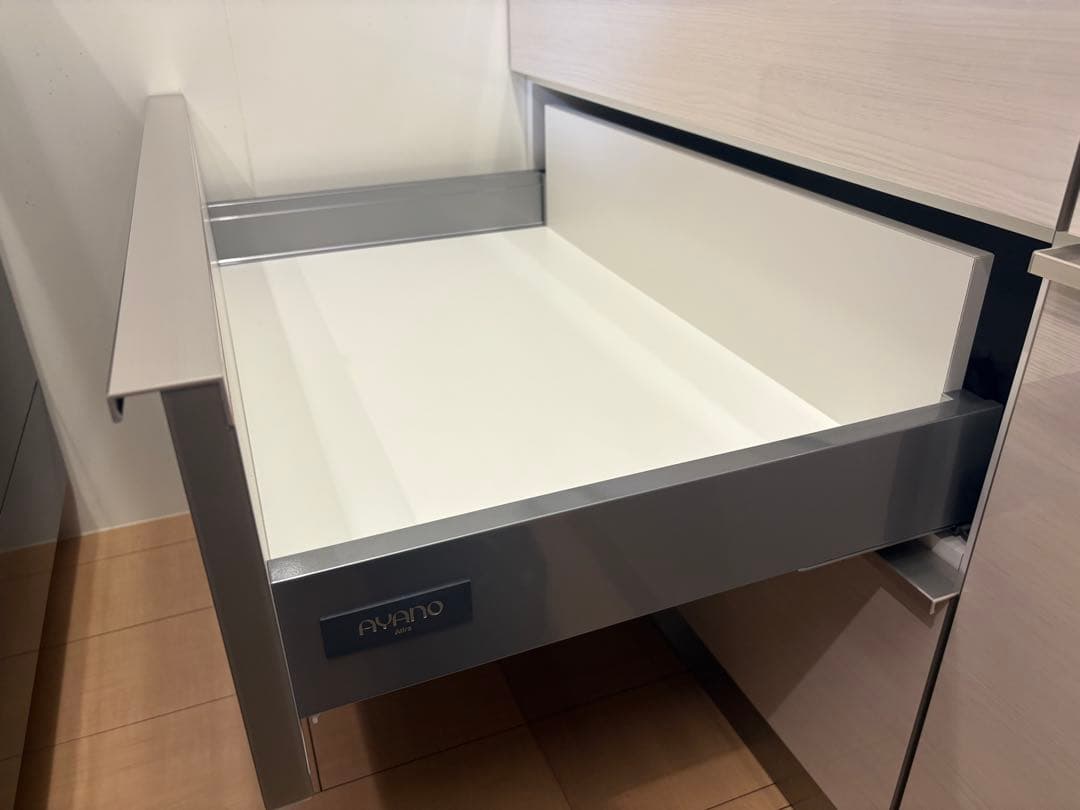 綾野製作所　140㎝幅　食器棚（カップボード）