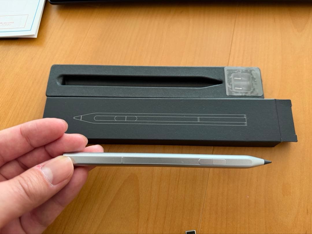 HP OmniBook X Flip 14-fm （ほぼ未使用）