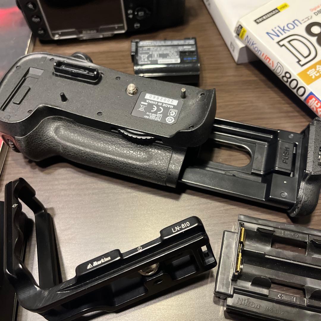 Nikon D800 バッテリーグリップ他