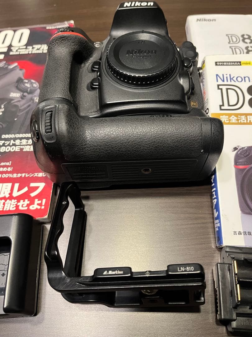 Nikon D800 バッテリーグリップ他