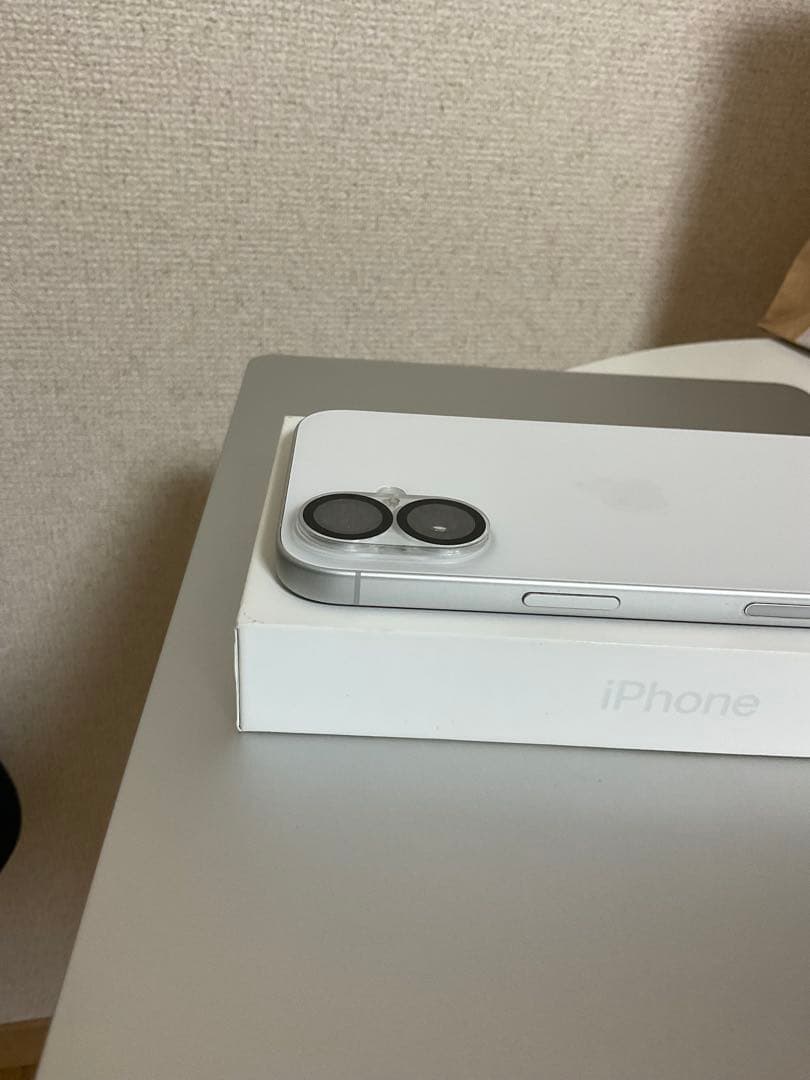 【美品】 Apple iPhone16 128GB 91% SIMフリー