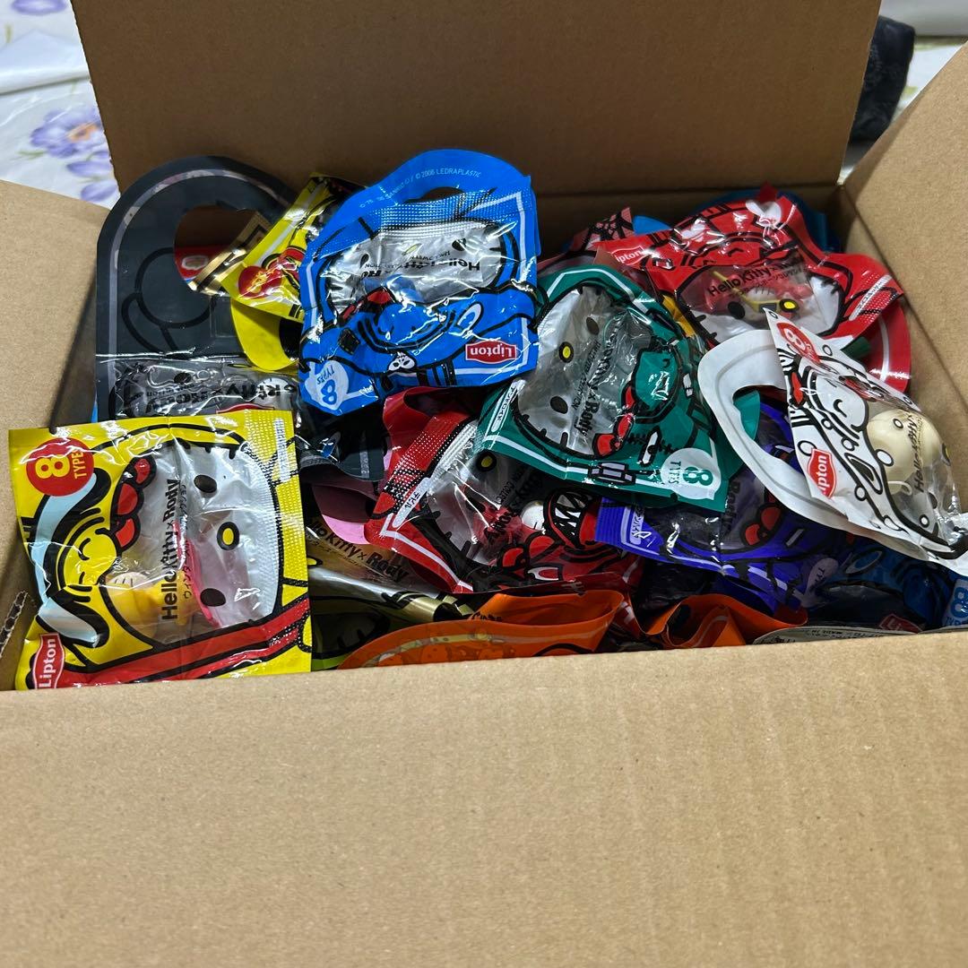 ハローキティ　まとめ売り　ストラップ（きーホルダー）