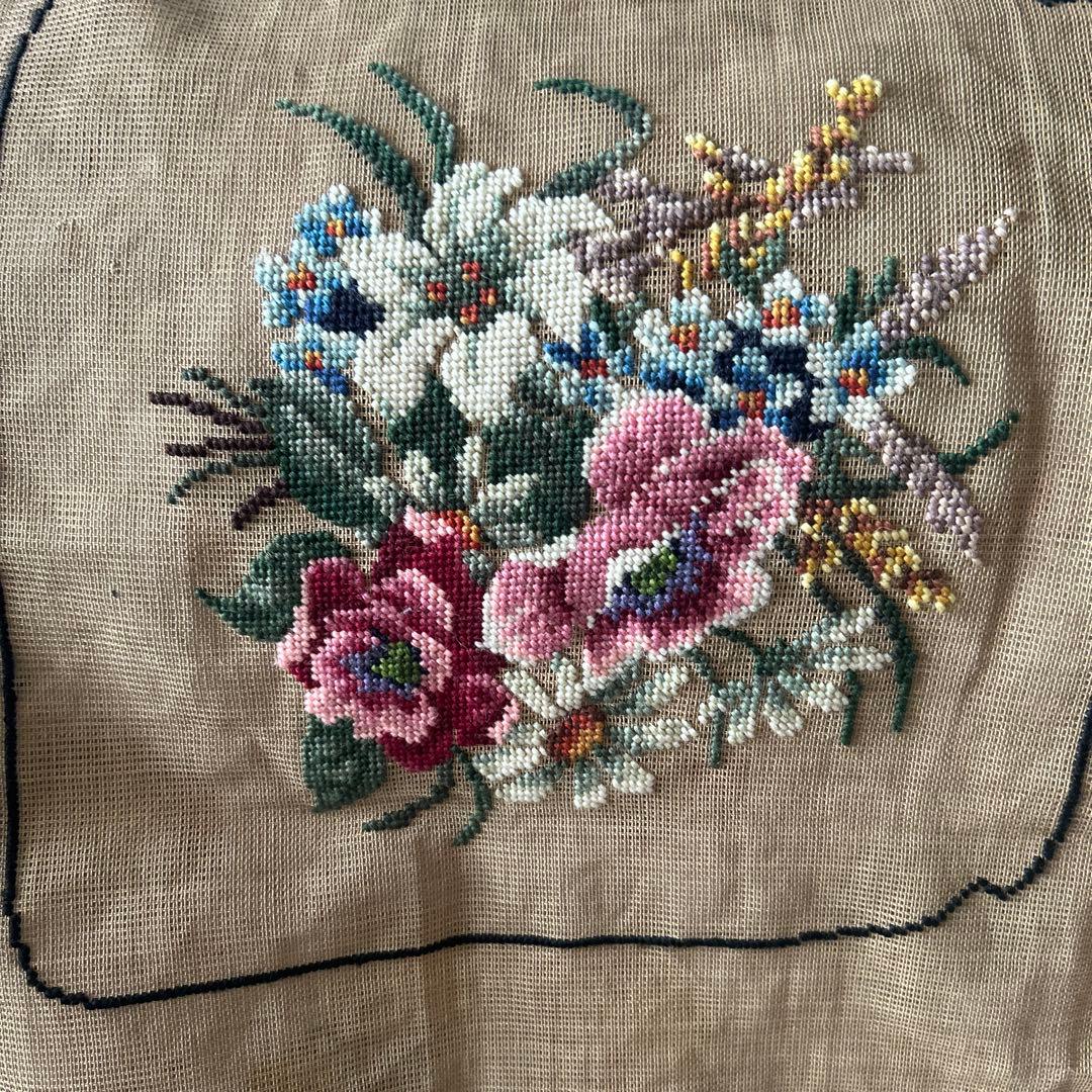 ニードルポイント中古品