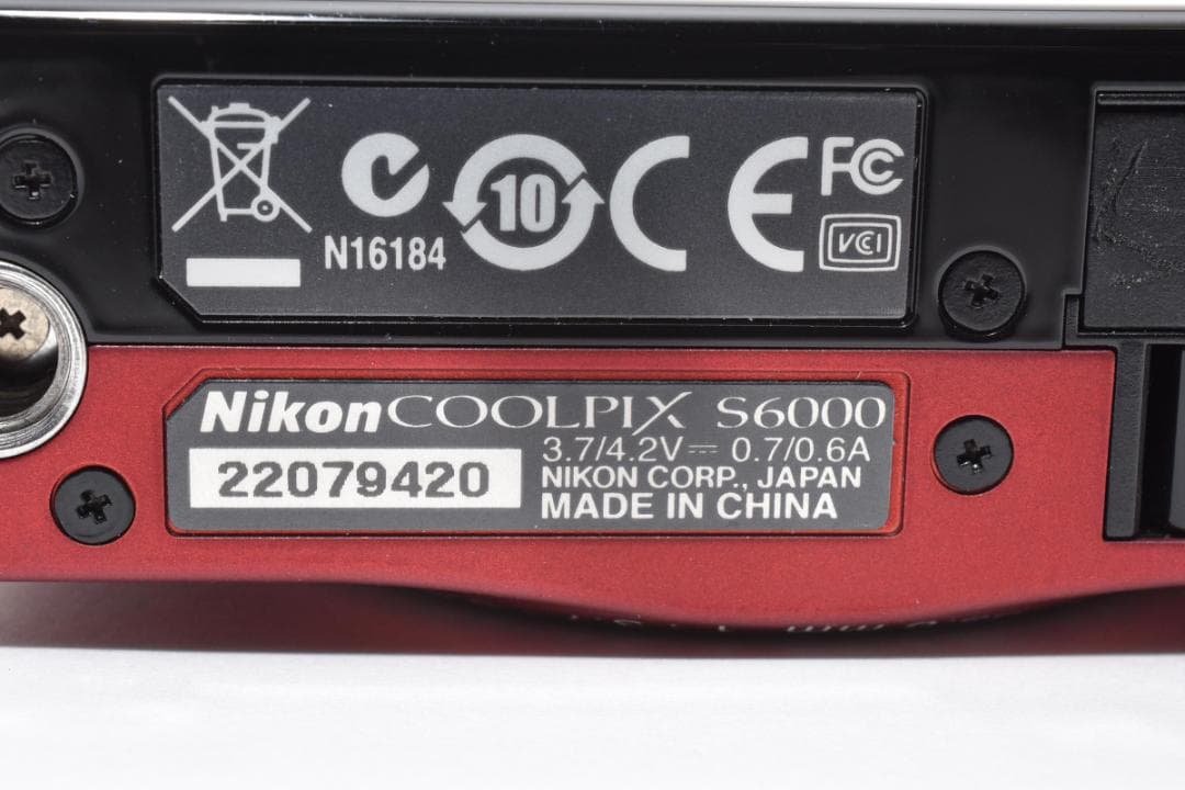 美品 ニコン　Nikon COOLPIX S6000 レッド ＃A432