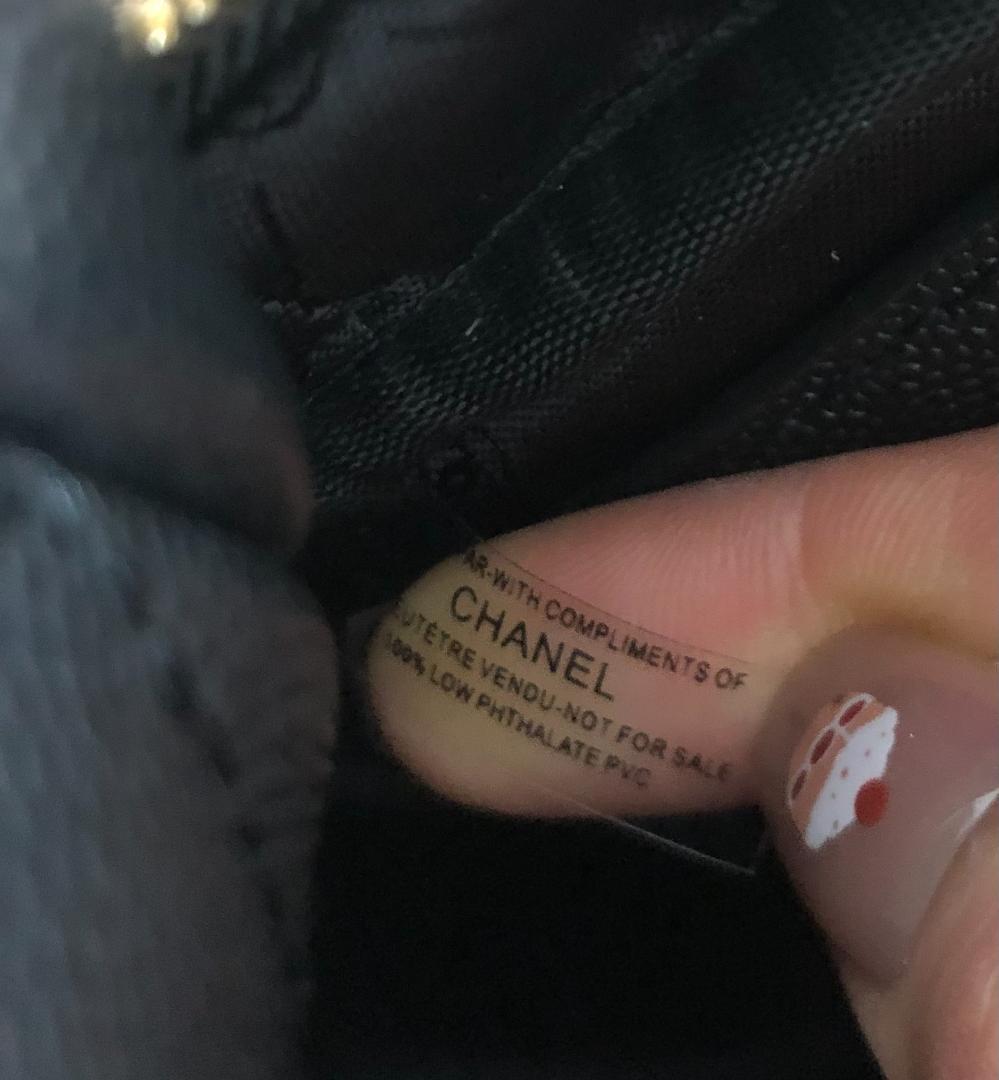 ブラックバックパック　ブラック　高級感　女性 バッグ