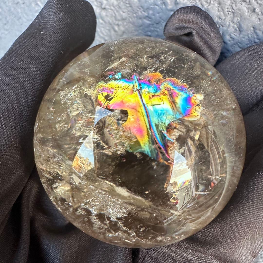 爆レア❗️浄化❗️虹入り☆淡いスモーキーアイリスクォーツ☆ヒマラヤ水晶丸玉A1146