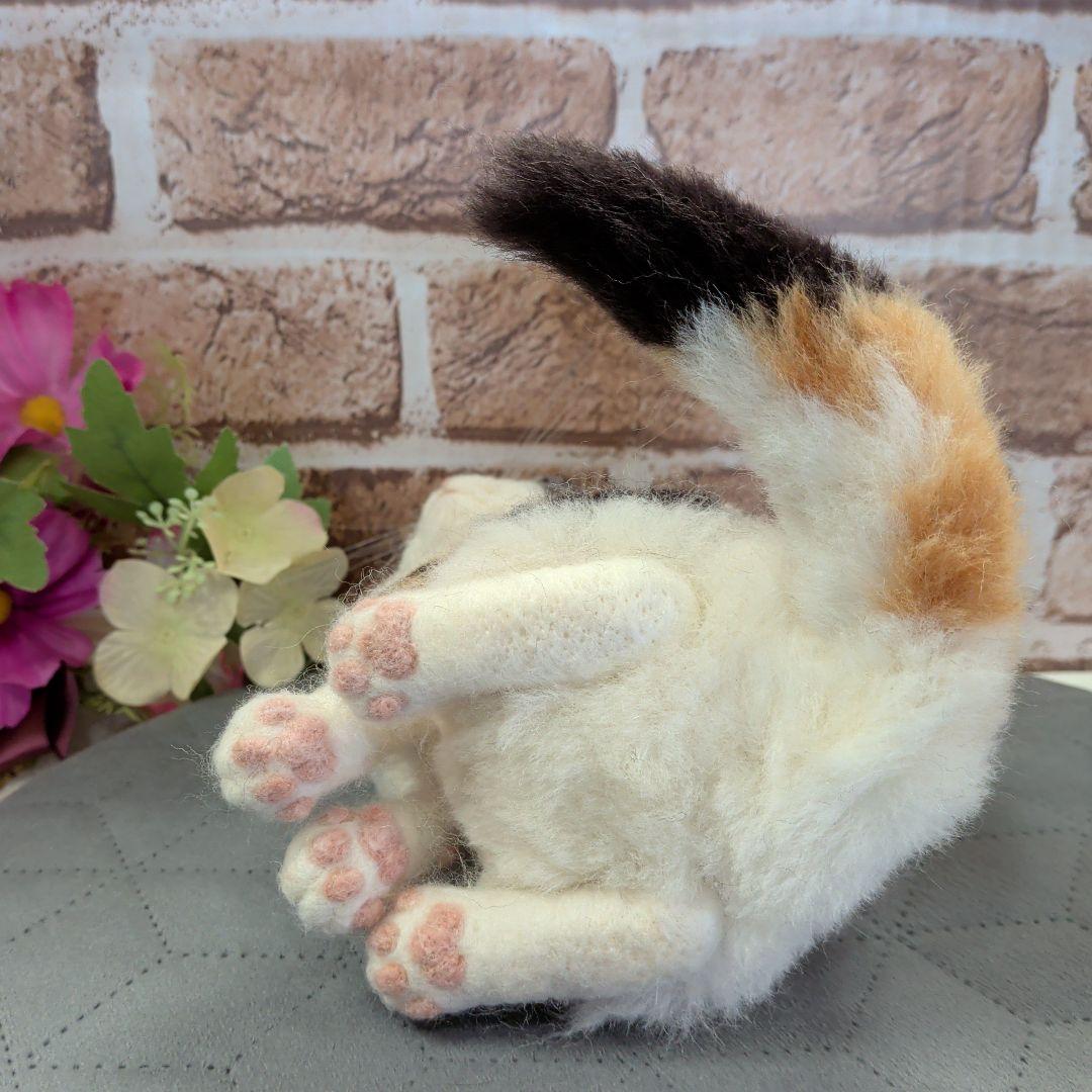 羊毛フェルト 三毛猫ちゃんハンドメイド ぬいぐるみ
