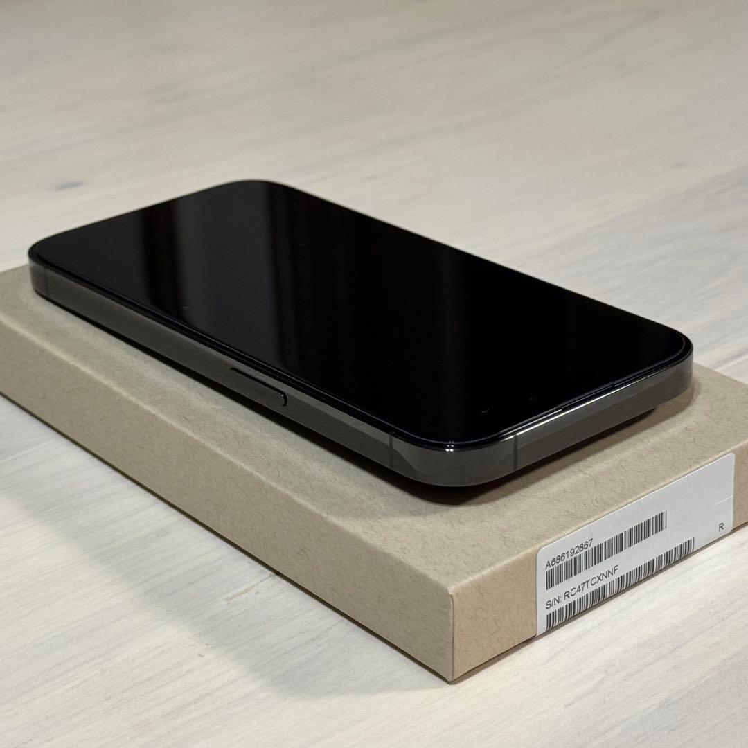 Apple 新品交換品 iPhone 14 Pro 256GB スペースブラック