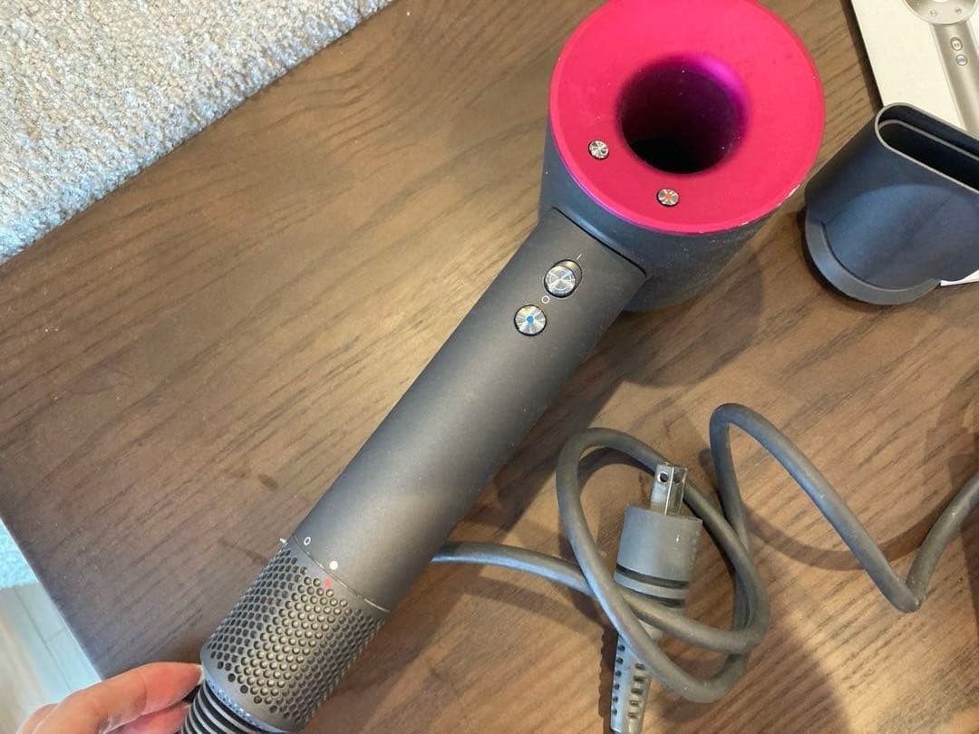 ダイソン ヘアドライヤー Dyson Supersonic Ionic HD03