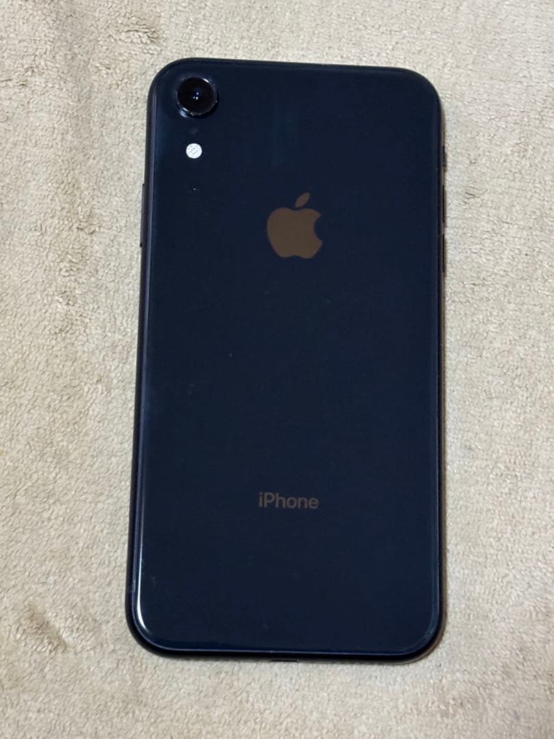 Apple iPhone XR 128GBブラック au