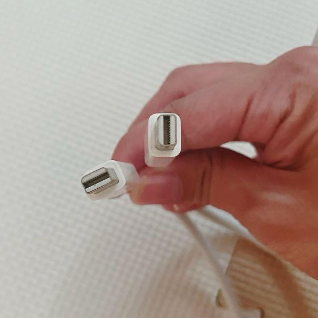 CYサンダーボルトケーブル　2m ホワイト