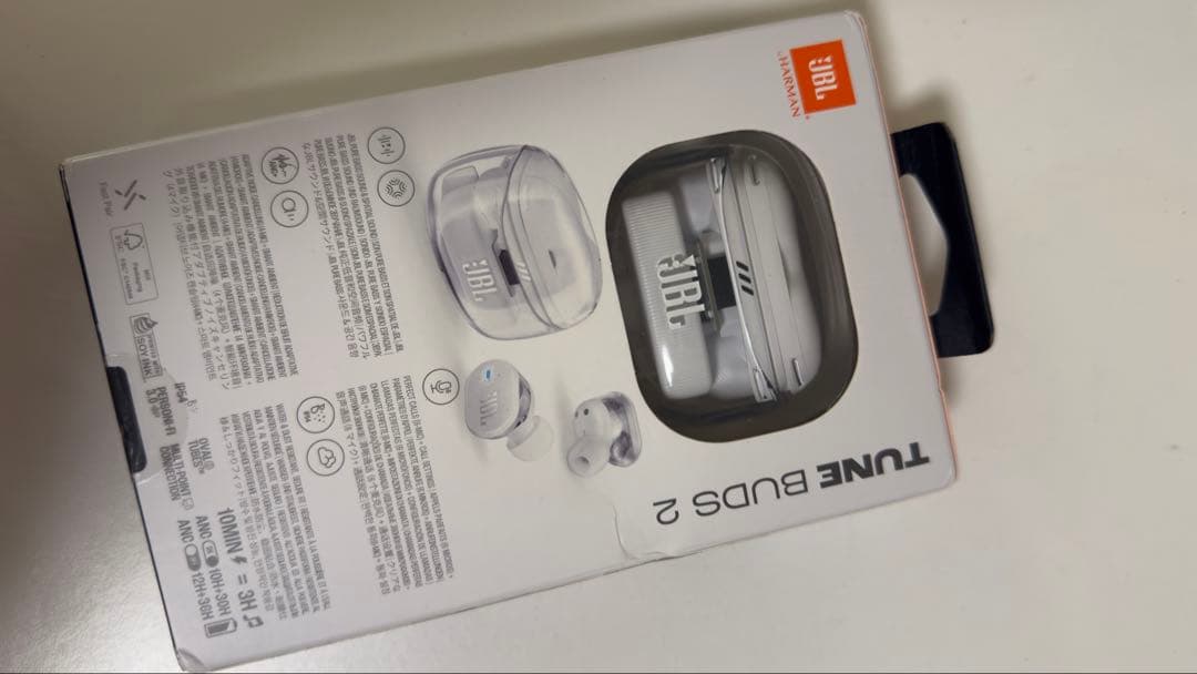 JBL TUNE BUDS 2 ホワイト