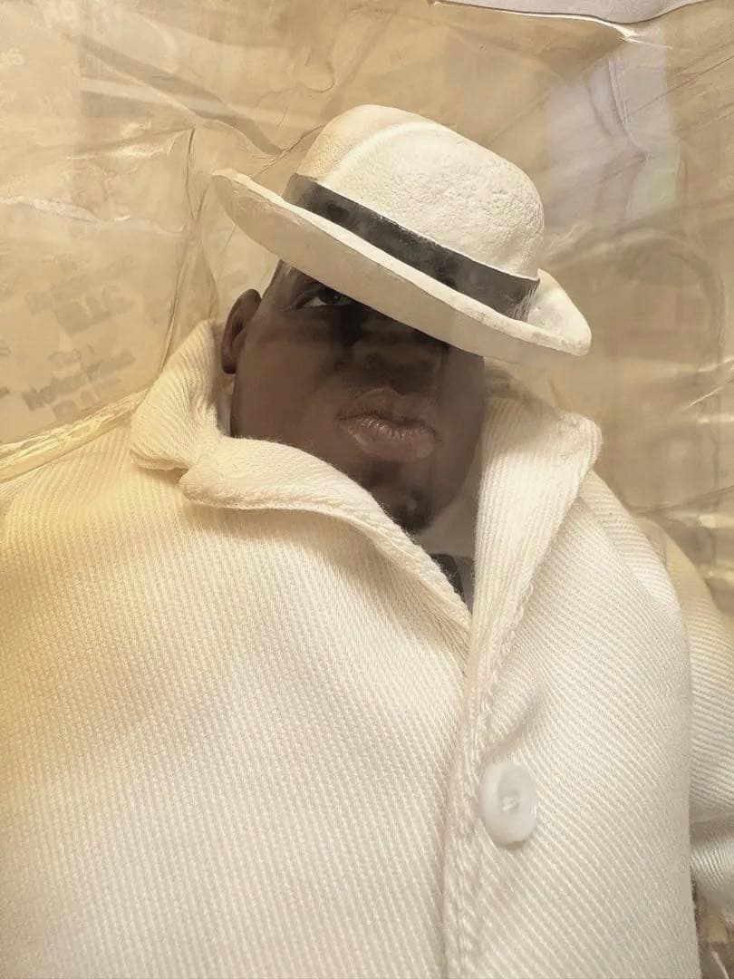 THE NOTORIOUS B.I.G. フィギュア MEZCO
