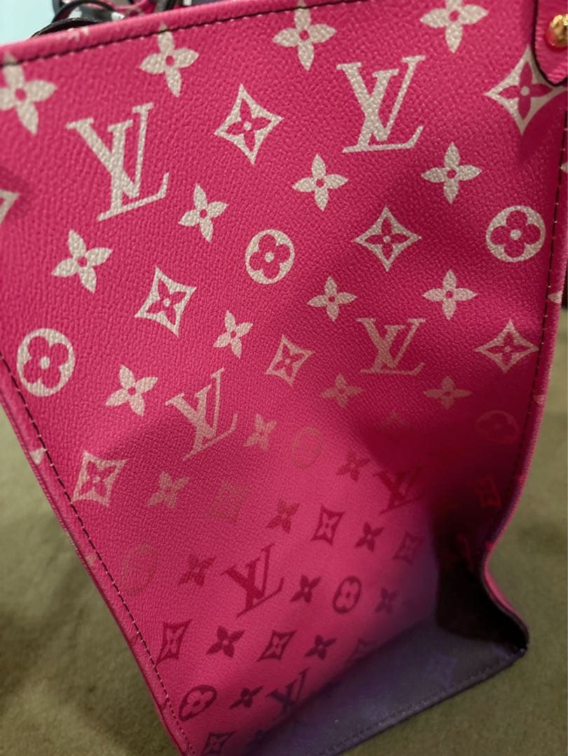 ♡極レア♡Louis Vuitton オンザゴートートバッグGMノベルティ
