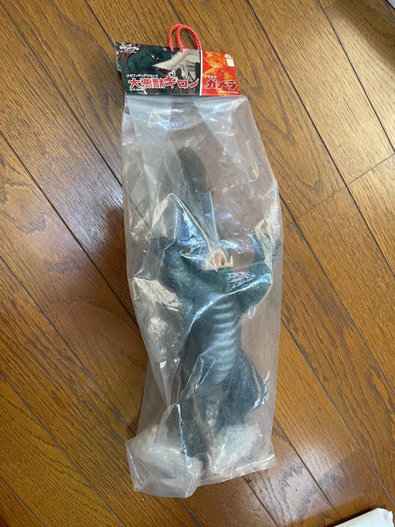 未開封 X-PLUS 大悪獣ギロン メガフィギュア ガメラ 怪獣 フィギュア