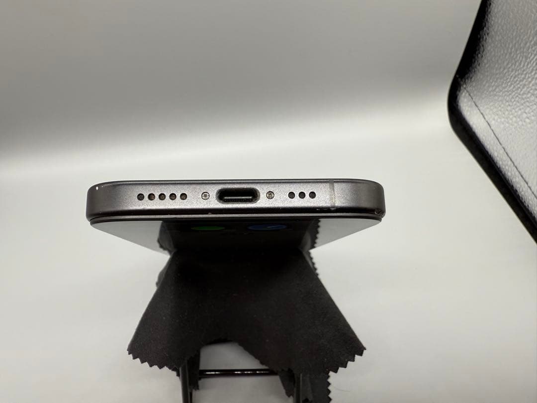 m*i様 iPhone 16 256GB バッテリー最大容量100%