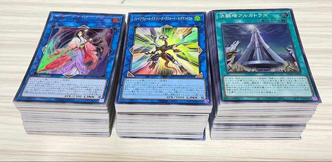 む*ん様 引退品　遊戯王OCG まとめ売りホロ、旧レリーフ、20th有り