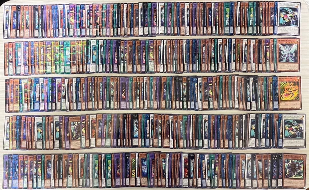 む*ん様 引退品　遊戯王OCG まとめ売りホロ、旧レリーフ、20th有り