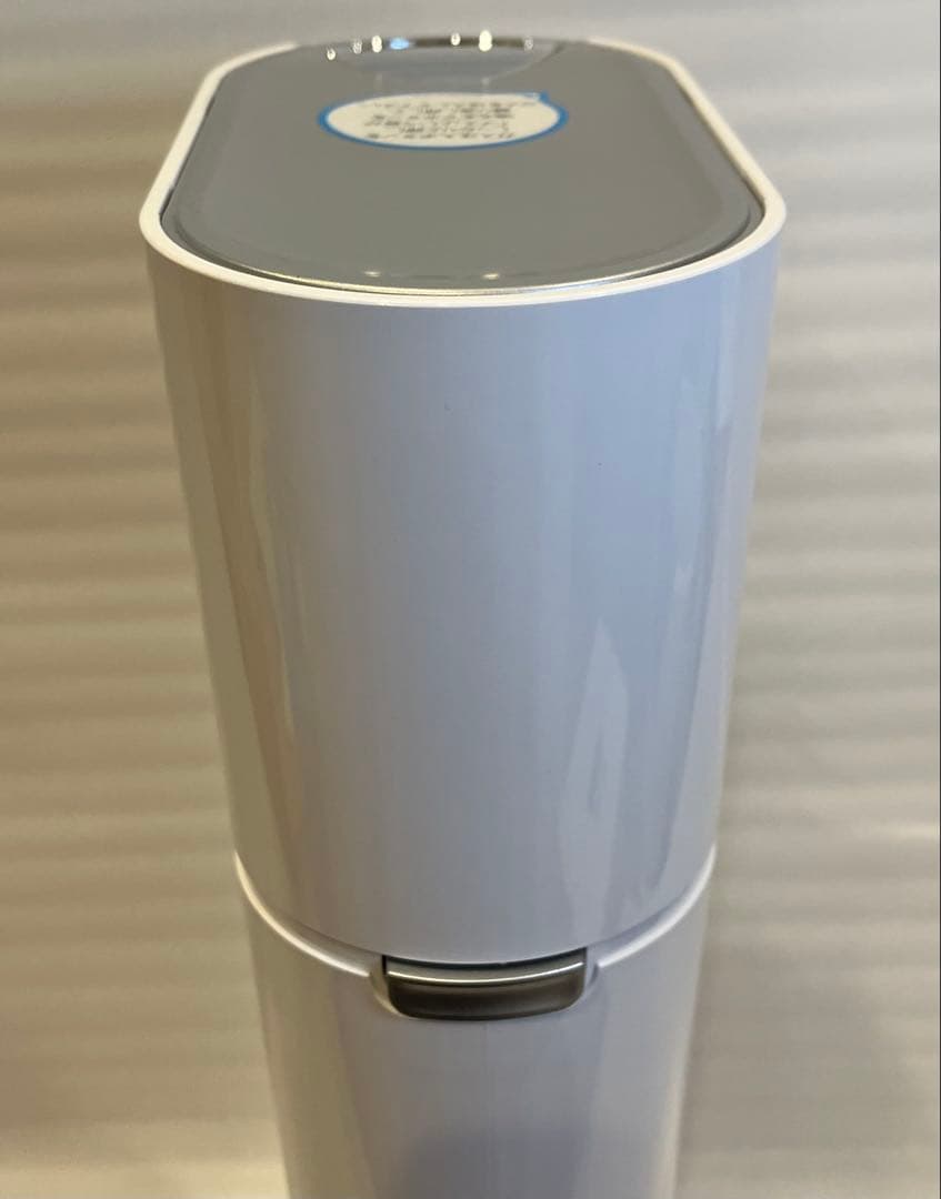 ソーダストリーム　ジェネシス　デラックス　SSM1069 白