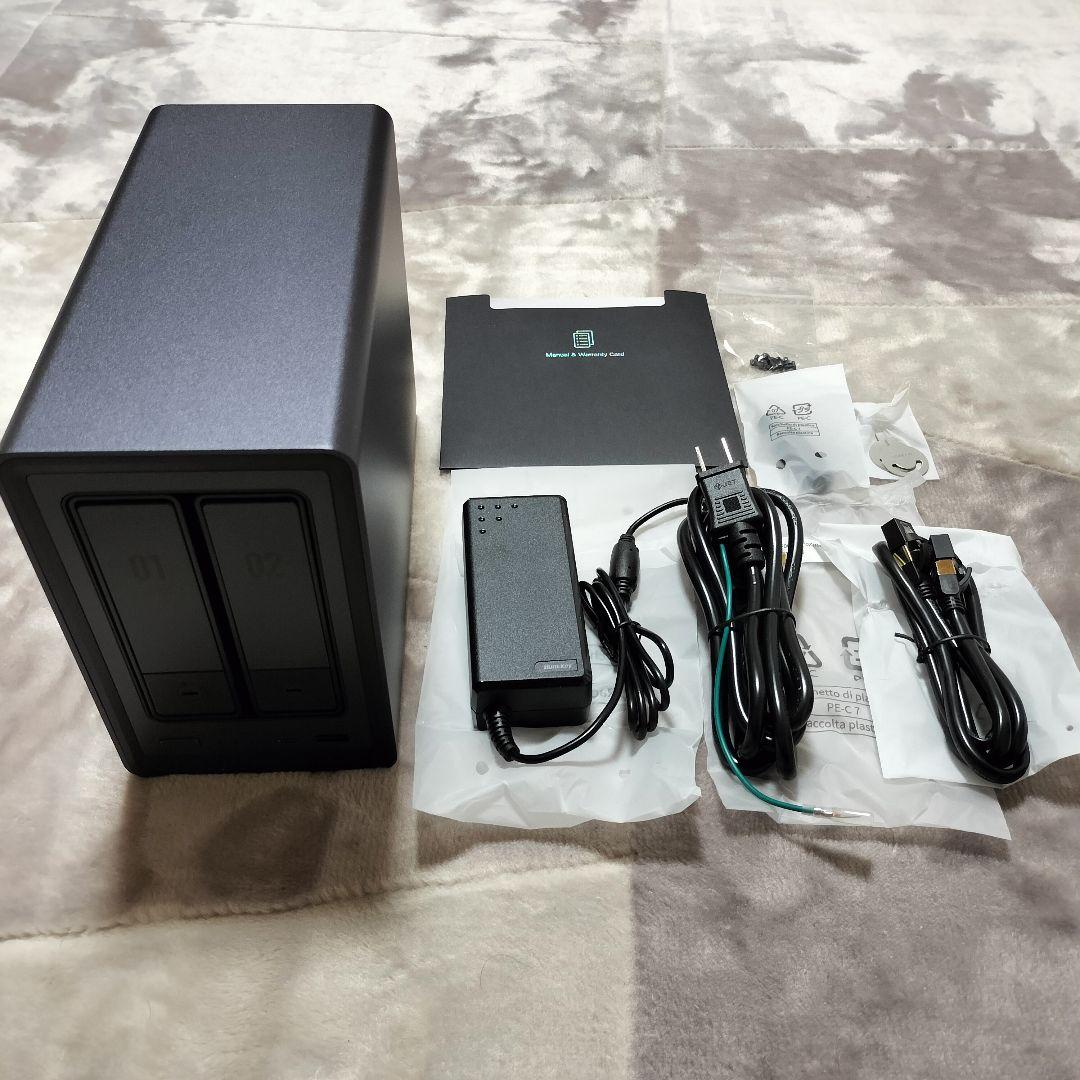 【未使用】UGREEN NASync DXP2800