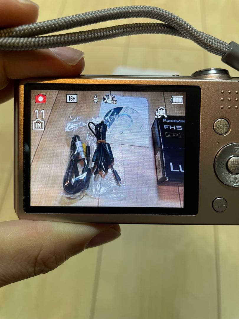 動作確認済み　 LUMIX デジカメ　DMC-FH5 ピンク ゴールド