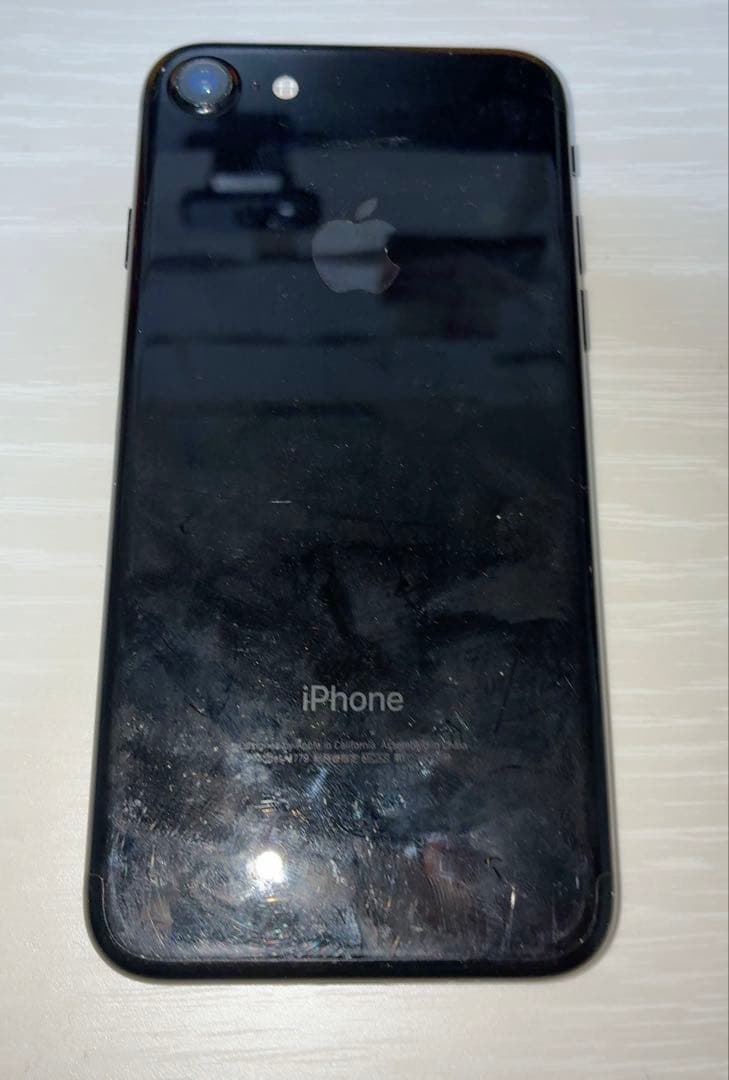 か*ん様 Apple iPhone 7 本体 256GB バッテリー93% 初期