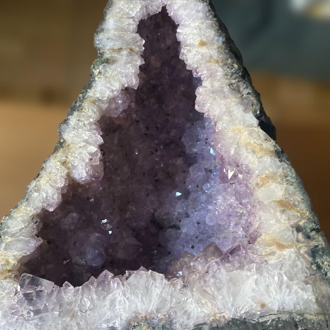 天然石　希少紫色の結晶のアメジストドーム