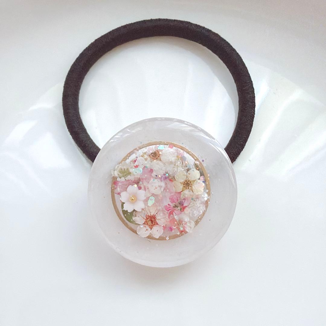 レジンヘアゴム　ピンク　ホワイト　桜　春　シンプル　リース